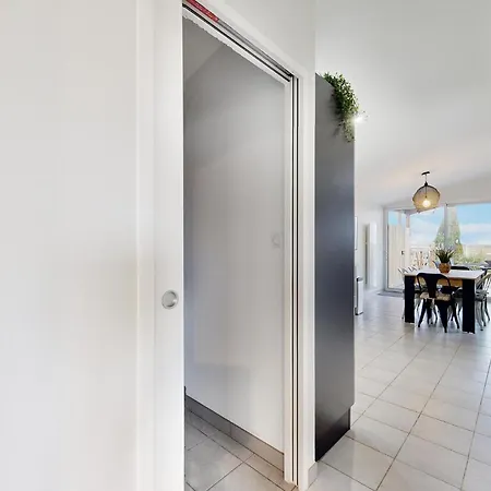 2 Bedroom Gorgeous In فندق Verruyes