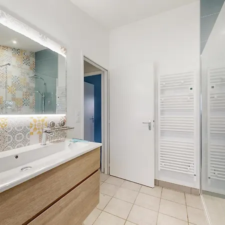 2 Bedroom Gorgeous In فندق 3*